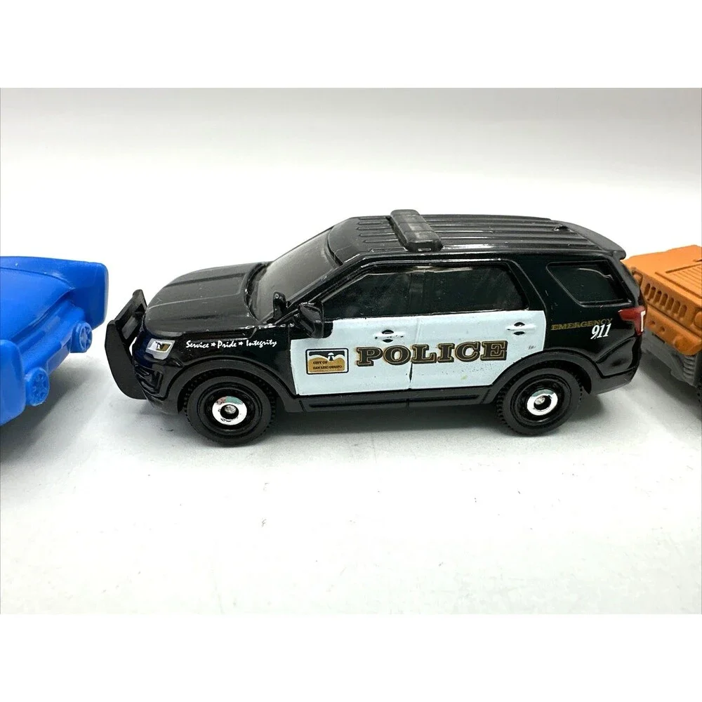Lot of 3 Hot Wheels Diecast Humvee,Police SUV, Iron Man Gov'ner Made In Thailand